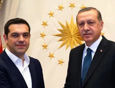 Τα τουρκικά ΜΜΕ έκρυψαν την απάντηση Α.Τσίπρα στον «Σουλτάνο»: Παραλήρημα με στρατιωτική στολή του Ρ.Τ.Ερντογάν